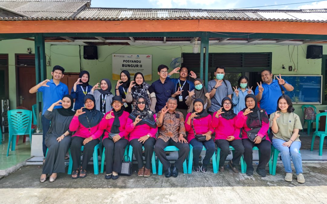 United Tractors Collaborates with UT Pratama Clinic and the West Cakung Community Health Center in a Public Health Examination and Treatment Program