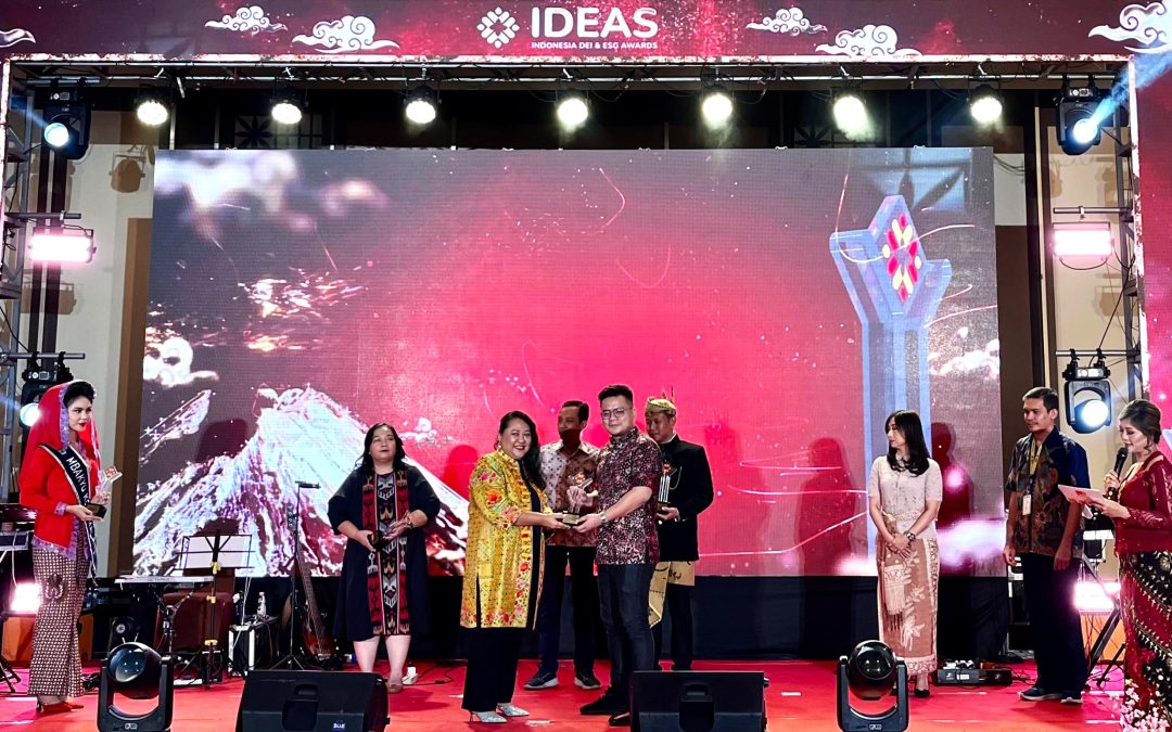 United Tractors & PAMA Wins The 2024 Indonesia DEI & ESG (IDEAS) Awards