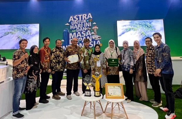 Supporting Community Development, United Tractors & PAMA Receive ProKlim Award from the Ministry of Environment and Forestry of Indonesia