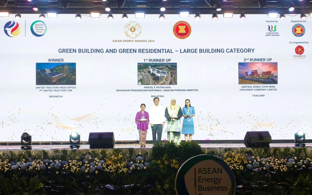 Consistently Implementing Energy Efficiency and Conservation, United Tractors Wins The 2024 ASEAN Energy Award 2024