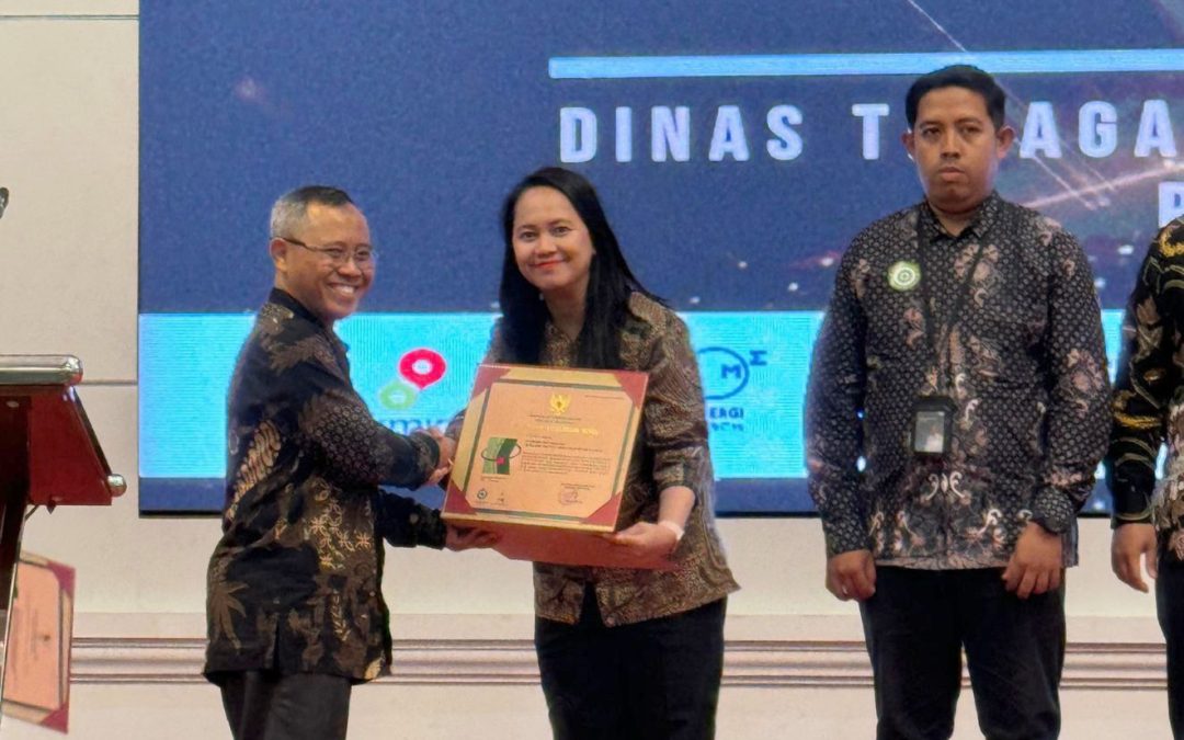 Consistently Implementing Occupational Safety and Health (K3), United Tractors Wins the 2024 K3 Zero Accident Award from the Ministry of Manpower of the Republic of Indonesia