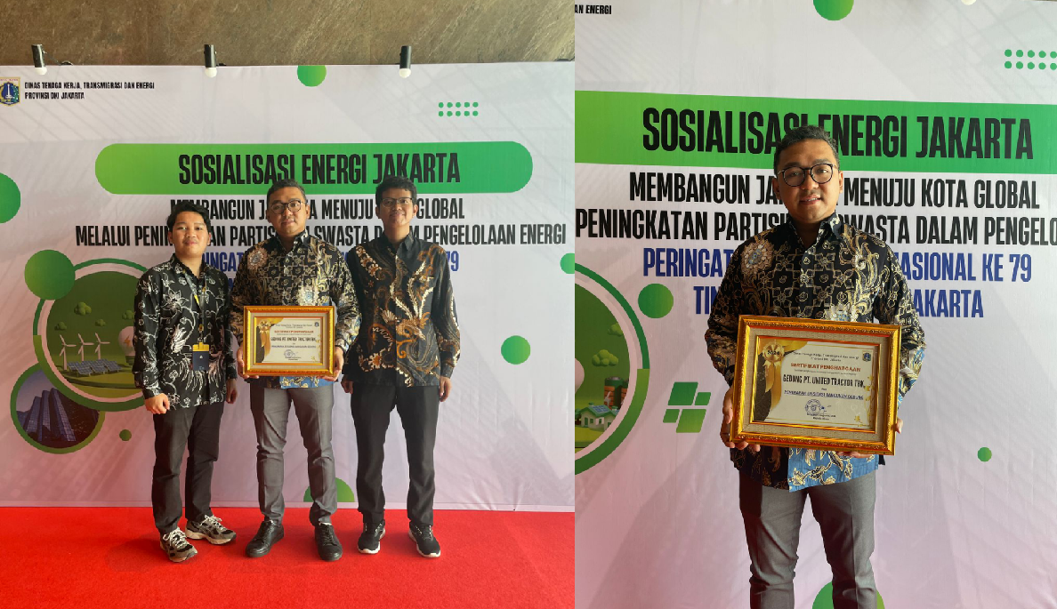 Bagus Setiawan, the General Affairs (GA) Manager at United Tractors (UT), and his team accepted the Building Efficiency Implementation award.