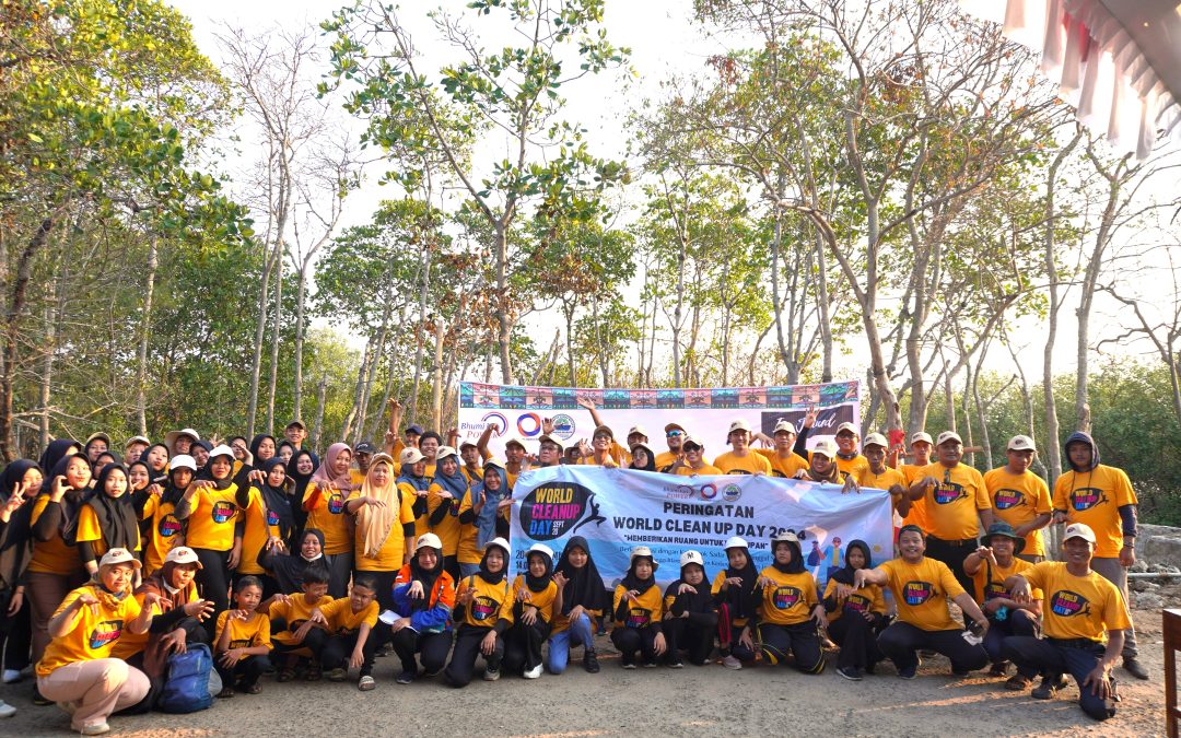 Rayakan World Clean Up Day, Bhumi Jati Power dan Bhumi Jepara Services Gelar Aksi Bersih Pantai