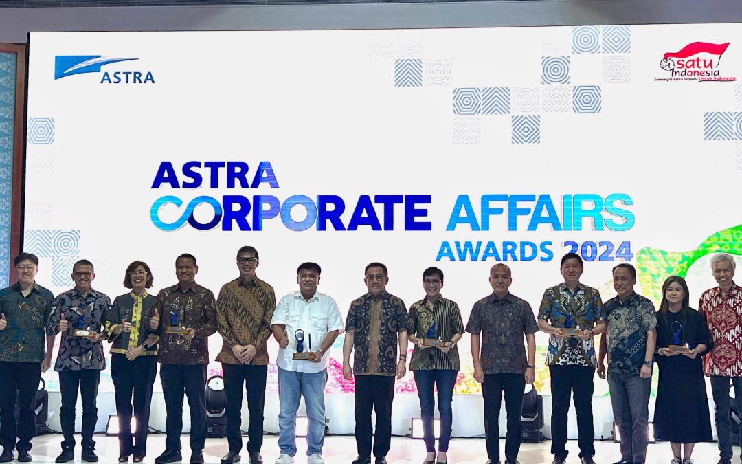 Consistently Innovating, United Tractors Group Wins 13 Awards at Astra Corporate Affairs Awards